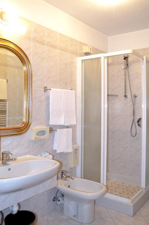 Hotel Cervo Bormio Værelse billede